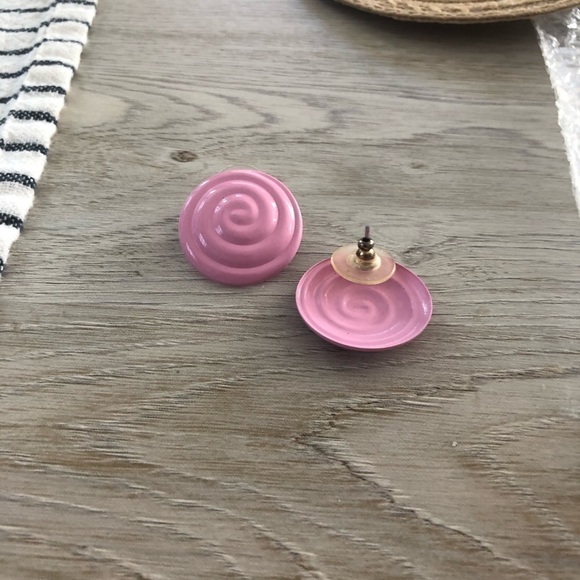 Vintage Pierced Earrings - Picture 2 of 3